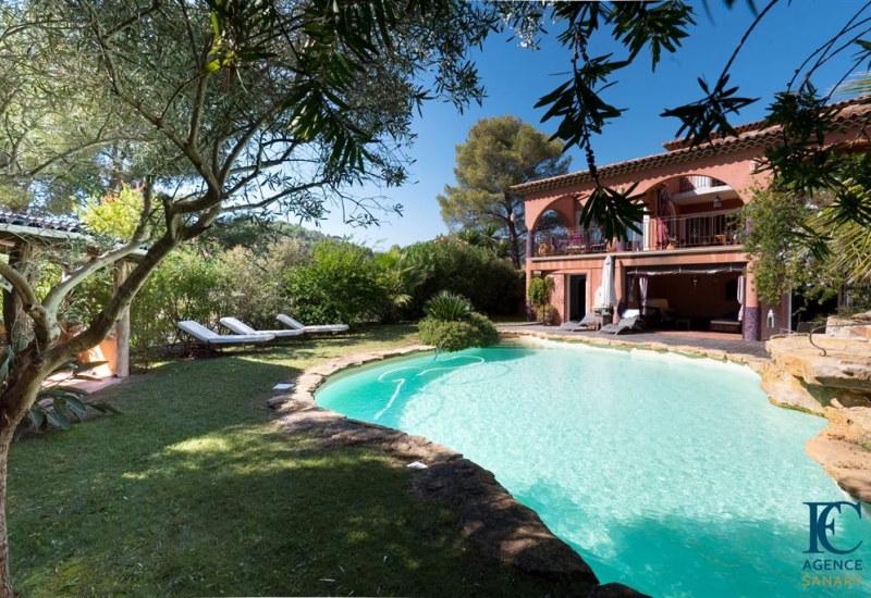 Vente villa T8 avec piscine, jacuzzi et hammam à Bandol - Image 2