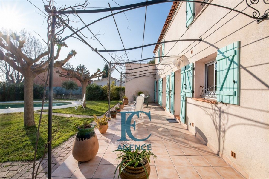 Maison T5 à vendre quartier calme et résidentiel de Sanary-sur-Mer