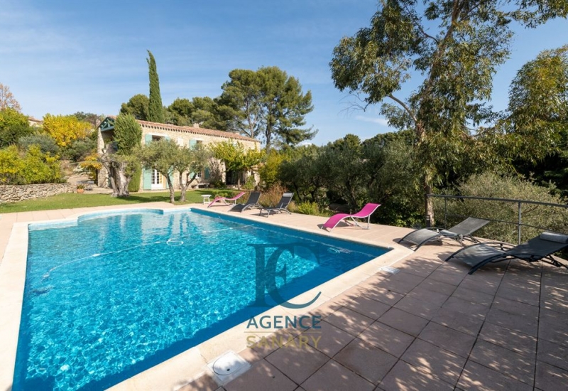 Mas en pierre avec piscine en vente au Castellet - Image 2