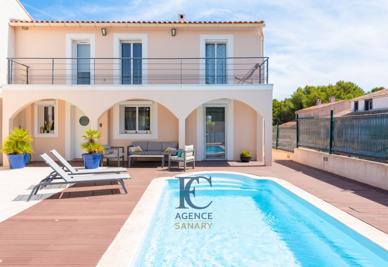 Maison de 130 m2 avec piscine en vente à Sanary-sur-Mer 