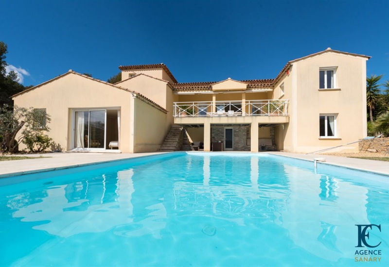 En vente villa contemporaine T7 avec piscine à la Cadière d’Azur - Image 1