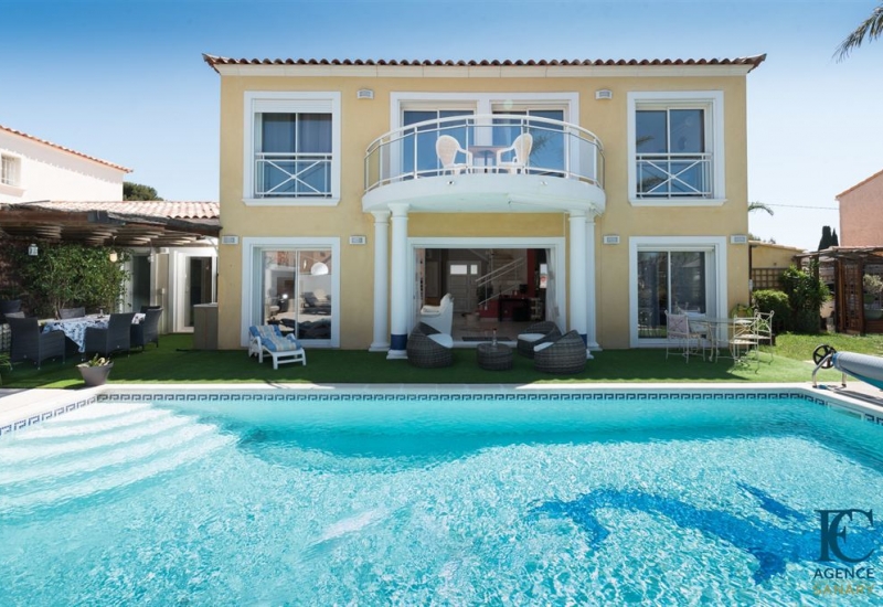 Maison contemporaine Sanary avec vue mer et piscine - Image 2